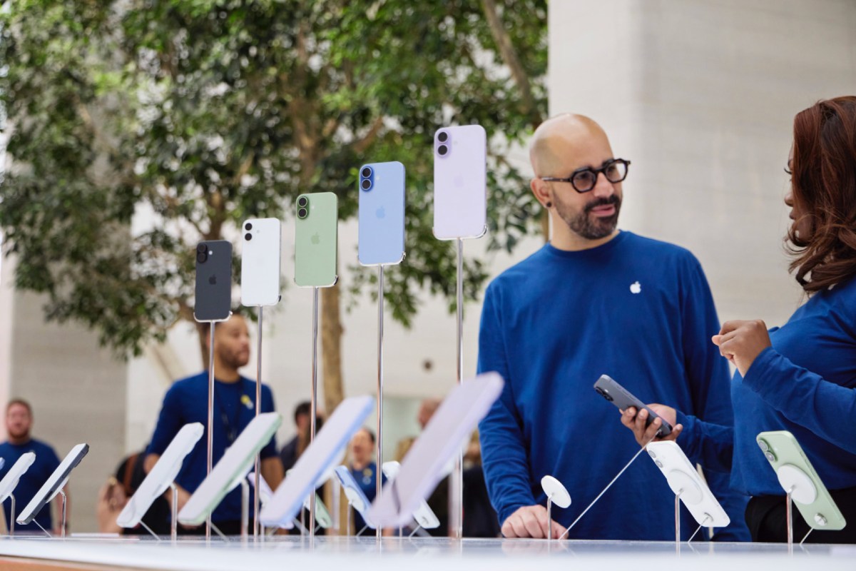 Ảnh bìa từ nguồn cho bài viết: Apple tăng giá các mẫu iPhone cũ sau khi ra mắt iPhone mới
